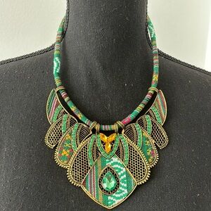 Green fabric and metal necklace
